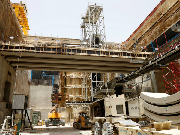 安時達中東專線，中東清關(guān)費用都包含什么？