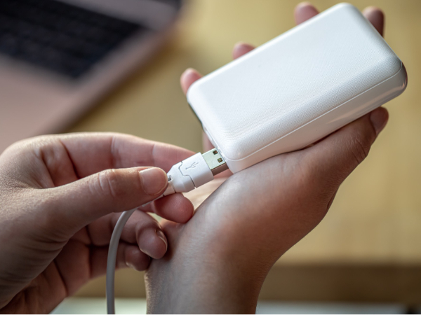 安時達(dá)沙特貨代，充電寶出口到沙特有什么規(guī)范？